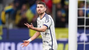 Jorginho in campo con la maglia della Nazionale italiana